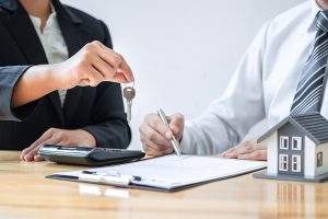 Mortgage-broker